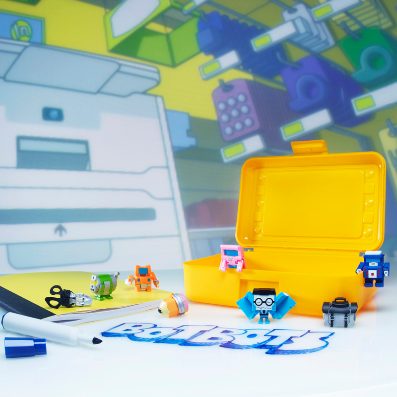 Illustration for article titled Transformers Change Into Tiny Cheap Collectibles